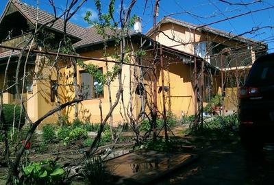 Casă cu 4 camere în Central - 6
