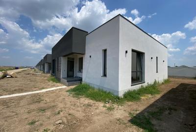 Complex de case individuale cu 4 camere, pe parter. Comision 0 - 2
