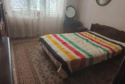 Apartament cu 3 camere decomandat în Km 4-5 - 2