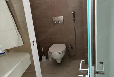 Spațiu comercial, de 145 mp, în Central - 6