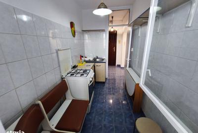 Garsonieră decomandată în Dristor