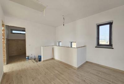 Casa individuala cu patru camere, teren 600mp, Sanpetru - 5