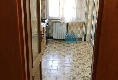 PROPRIETAR - VAND APARTAMENT - APEDUCTULUI 8 - zona Teatrul Masca - 7