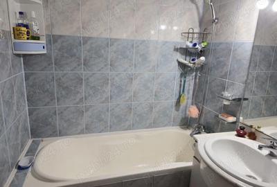 Apartament cu 4 camere decomandat în Decebal - 2