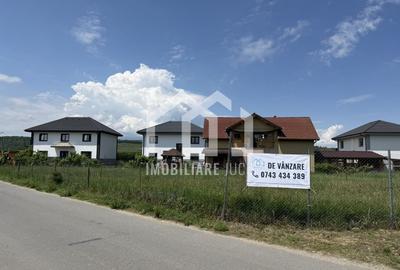 Teren Construcții intravilan de 1400 mp, în Jucu de Mijloc - 2