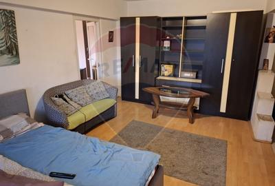 Apartament cu 2 camere, mobilat în Central - 8