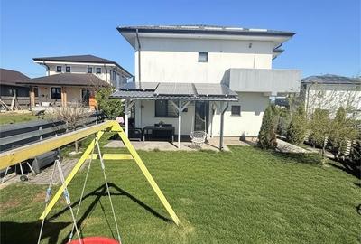 Casă individuală cu 4 camere cu Canalizare în Miroslava - 16