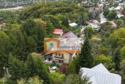 Casă cu 7 camere cu Teren 1800 Mp în Est - 14