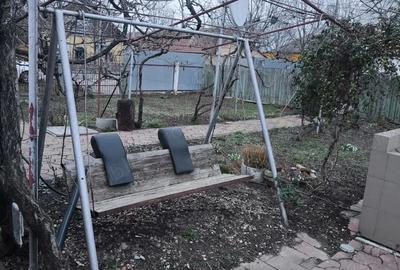 Casă cu 5 camere cu Teren 688 Mp în Central - 2