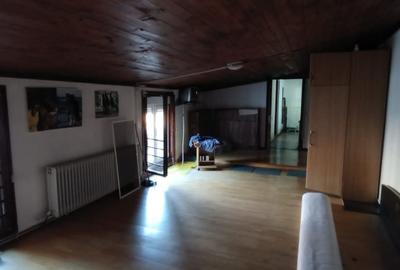 Casă individuală cu 4 camere cu Canalizare în Tomis II - 13