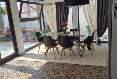 Vand casa la cheie cu garaj - 2