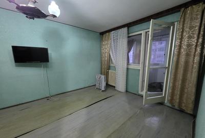 Jean Steriadi, 10 minute metrou 1 Decembrie 1918, langa Auchan Titan - 5