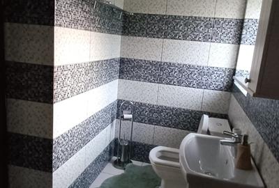 Casa noua in oras in zona centrala - 6