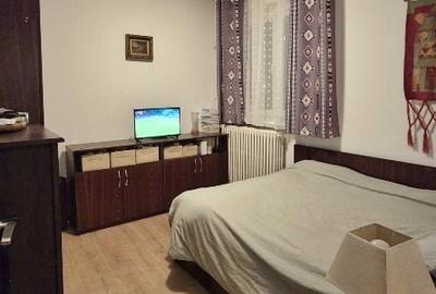 Vânzare apartament 3 camere, parter, 60 mp,  Piața Sudului - 13