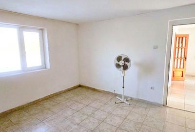 Casă cu 3 camere cu Canalizare în Șendreni - 8