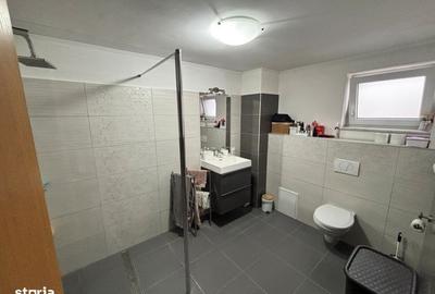 Casă cu 6 camere cu Teren 550 Mp în Groși - 3