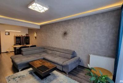 Apartament cu 2 camere decomandat în 13 Decembrie - 3