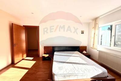 Casă cu 5 camere cu Teren 800 Mp în Ferme - 1