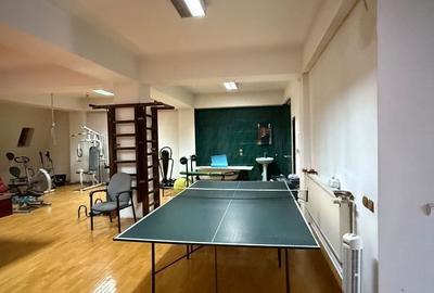 Casă cu 4 camere în Central - 2