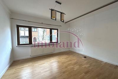 Apartament cu 3 camere semidecomandat în Primăverii - 9