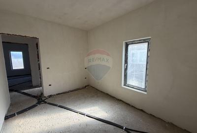 Casă cu 4 camere cu Teren 470 Mp în Câmpineanca - 18