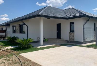 Vila,125 mp ,utili,430 mp teren,finisaje deosebite,Saftica Balotesti. Vila,125 mp ,utili,430 mp teren,finisaje deosebite,Saftica Balotesti. - 2