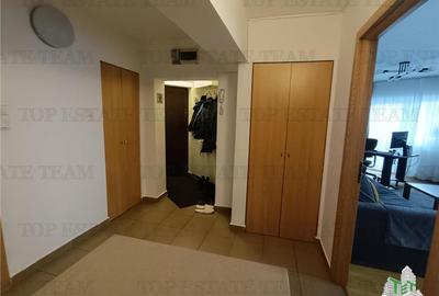 Apartament cu 3 camere decomandat în Turda - 8