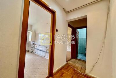 Apartament 3 CD, str. Frasinului, etaj 3, zona Piata Sud Bacau - 7