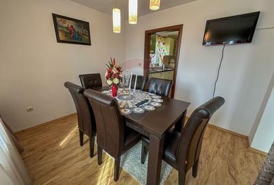 Vila de vanzare pe Str.Strugurilor/Terezian - 17