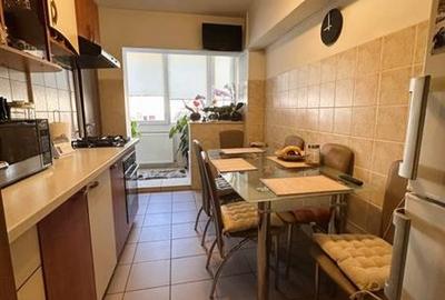 Apartament 3 camere, decomandat, etaj 1, zona Bartolomeu - 2