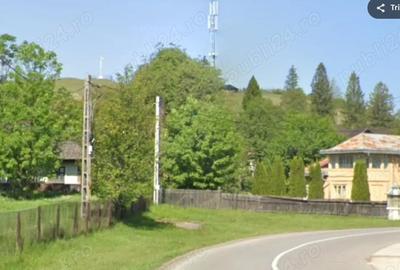 Casă cu Teren 750 Mp în Valea Moldovei