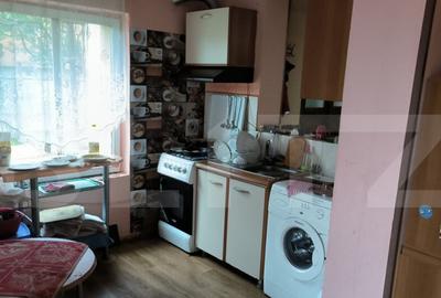 Casă cu 7 camere cu Teren 375 Mp în Central - 6