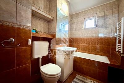 Apartament cu 3 camere decomandat, mobilat în Lipovei - 12