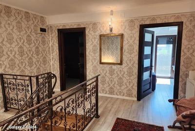 Casă individuală cu 5 camere cu Canalizare în Mogoșoaia