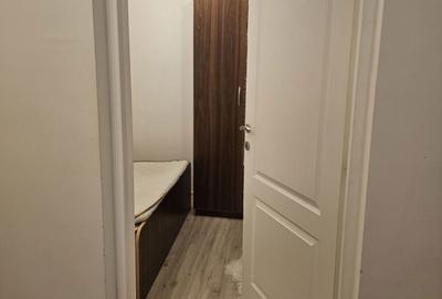 Apartament cu 3 camere semidecomandat în Central - 6