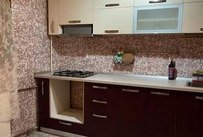 Apartament cu 2 camere decomandat, mobilat în Obor