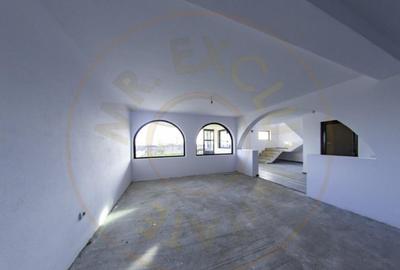 Casă cu 4 camere cu Canalizare în Bradu - 2