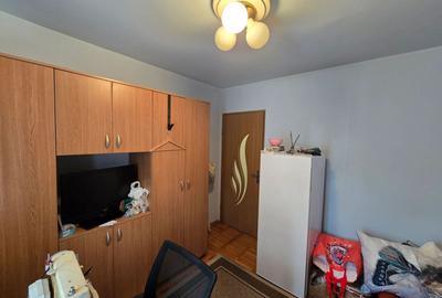 Apartament cu 3 camere semidecomandat, mobilat în Lipovei - 6