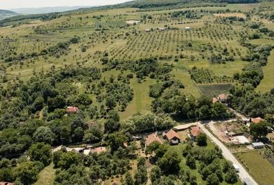 Teren de 3382 mp, în Corușu - 2