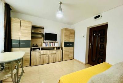 Garsoniera Buzau, Micro XIV - 4