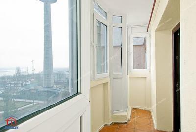 Apartament cu 3 camere decomandat în Micro 21 - 12