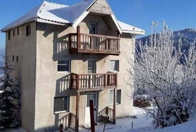 Casă cu 10 camere în Central - 7