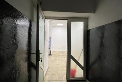 Spațiu comercial, de 106 mp, în Casa de Cultură - 7