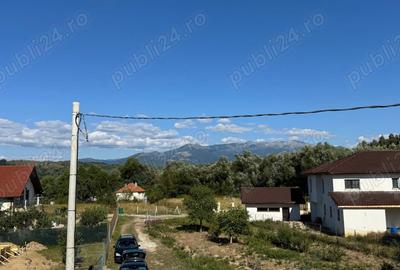 Casă cu 3 camere cu Teren 2037 Mp în Vulcan - 6