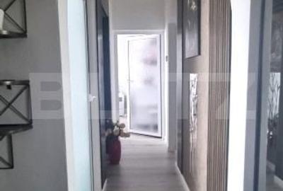 Apartament cu 3 camere decomandat în Micro 4 - 2