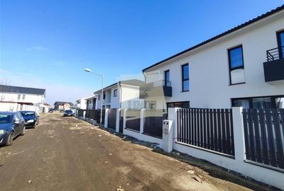 Casa finalizata cu 4 camere 2 bai in zona Calea Cisnadiei - 1