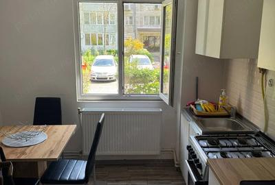 Apartament cu 3 camere decomandat, mobilat în Dacia - 2