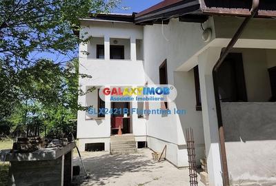 Casă cu 4 camere cu Garaj în Cornetu