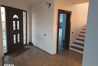 Casă cu 5 camere cu Teren 2200 Mp în Târgșoru Vechi - 14