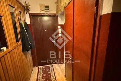 Apartament 3 camere zona Apollo - 8